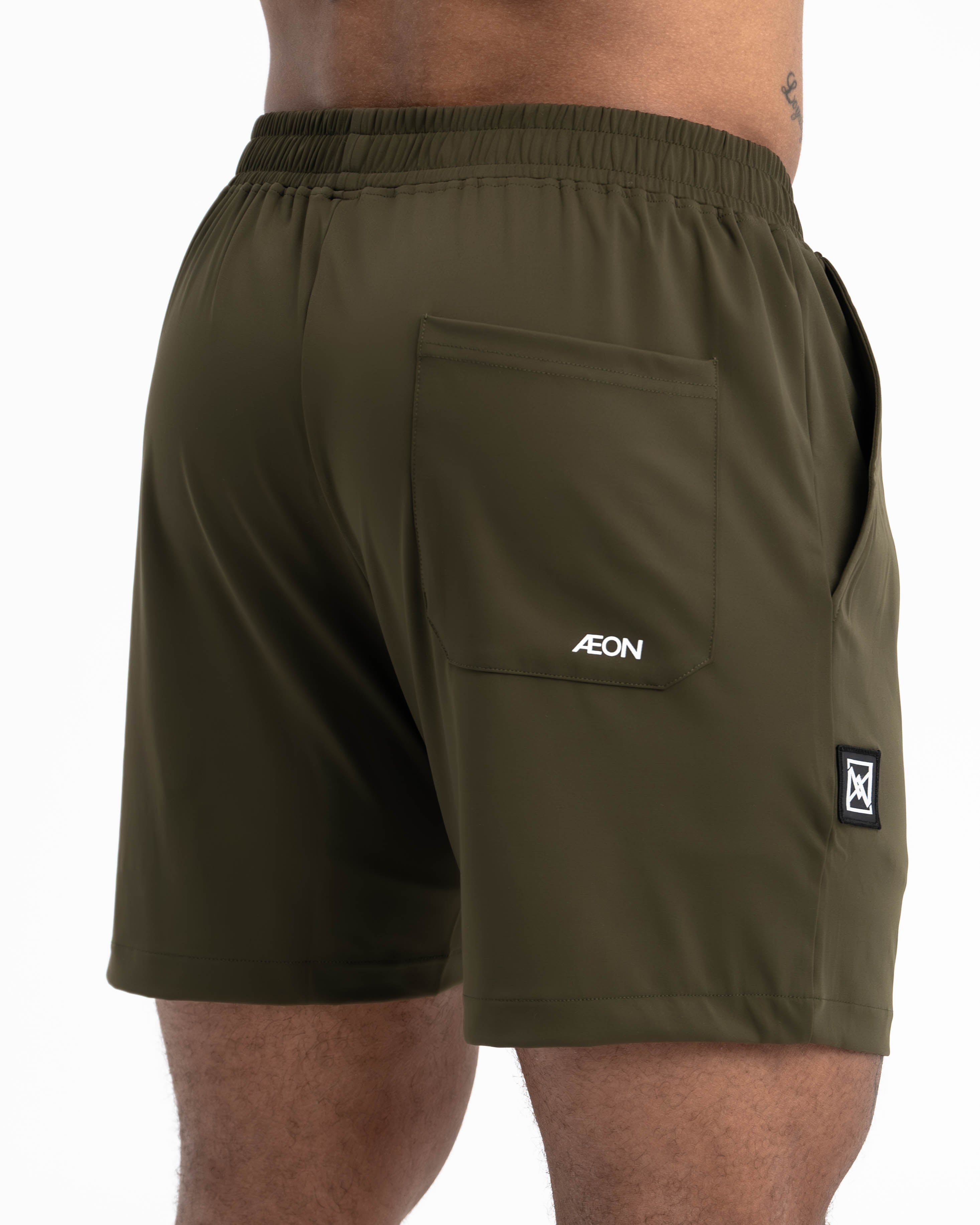 aeon-everyday-shorts-forest-night